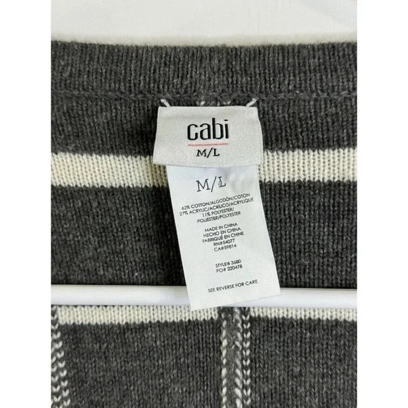 CABI Gray Cream Windowpane Plaid Reversible Tower Wrap Poncho Cardigan M/L Soft - Picture 8 of 8
